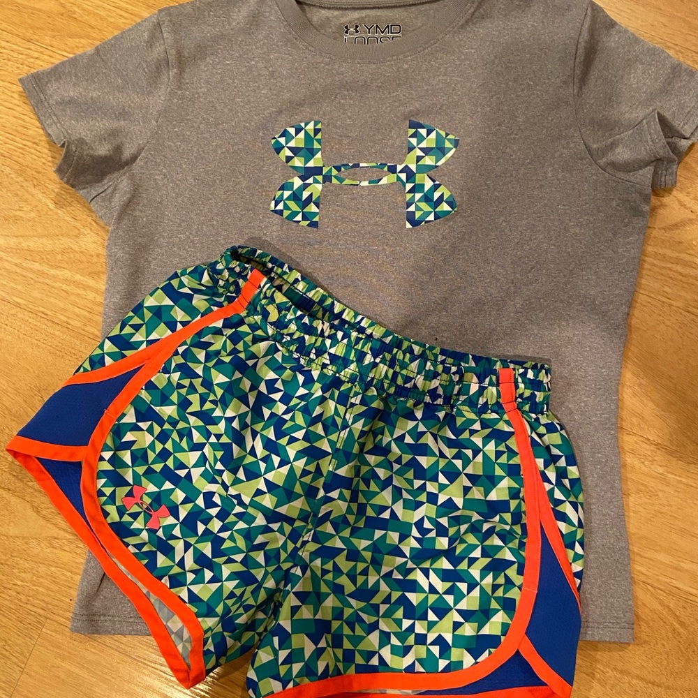 Under armour athletic shorts and shirt